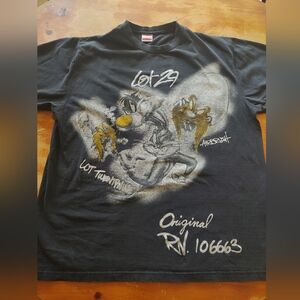 Lot 29 Looney Tunes T Shirt